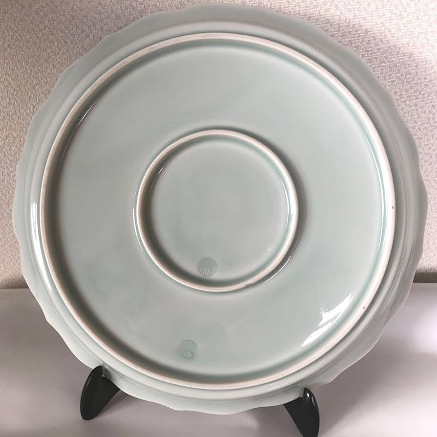 伊万里　瀬戸　青磁　軍配の図　変形豆皿　2枚　珍品　E667AS-fbsf 古伊万里 色絵 陽刻鳳凰文図 軍配形変形皿